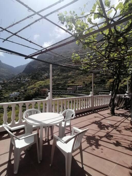 Casa Con Vistas En Hermigua Ngoại thất bức ảnh
